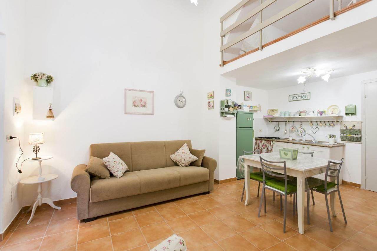 Little House Inside Capo'S Market Apartman Palermo Kültér fotó
